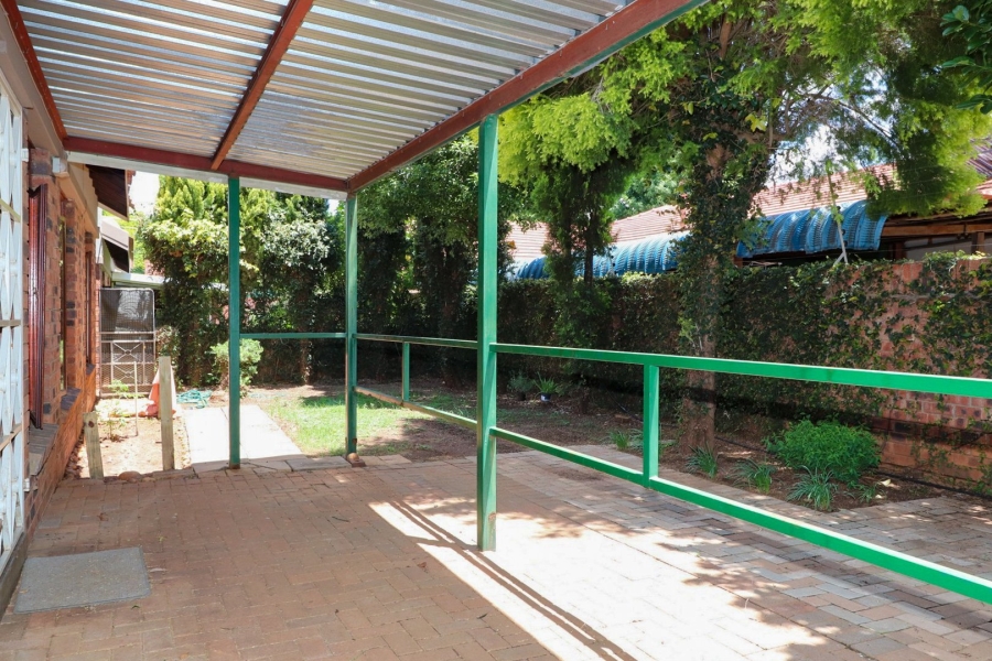 3 Bedroom Property for Sale in Flamwood North West